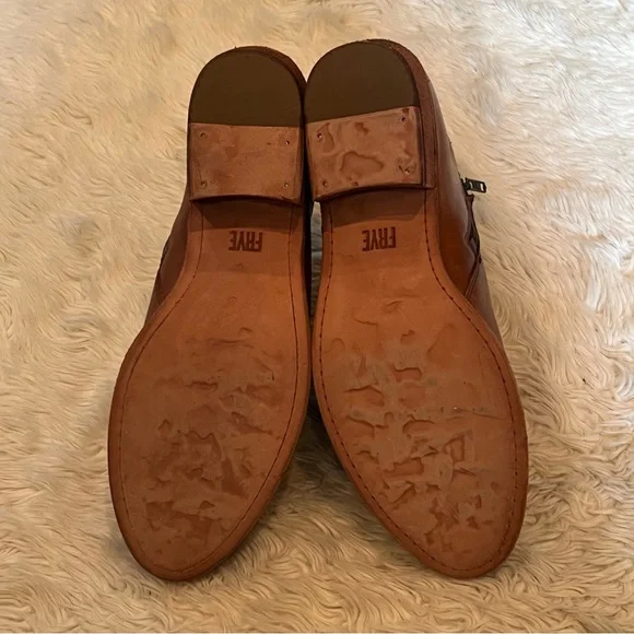 Frye Carson Piping Bootie in Caramel - Size 11 - Picture 5 of 10